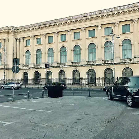 Parisian Daire Bükreş